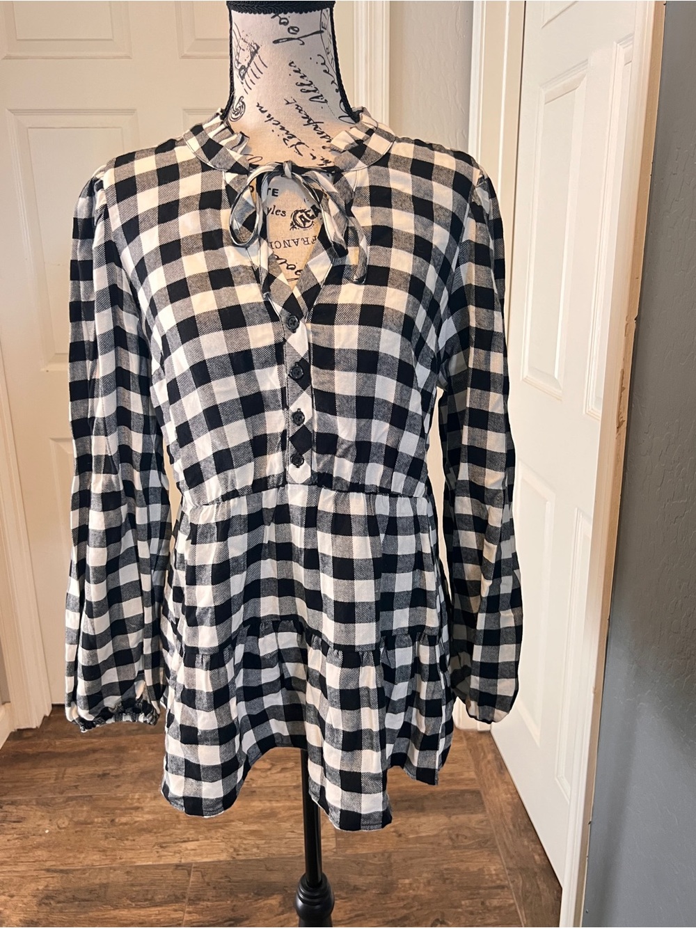 torrid Black and White Gingham Tie-Neck Peasant Tunic flannel peplum ruffle